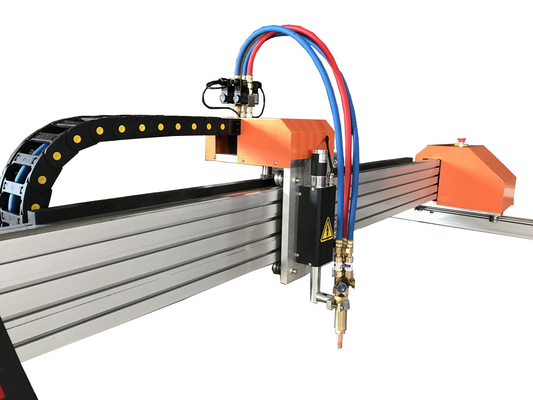 Hafif Portal CNC Alev Kesme Makinesi Paslanmaz Çelik Plazma Kesici 2500mm
